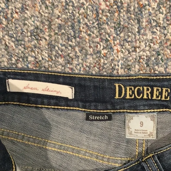 Decree Jeans - Picture 2 of 3